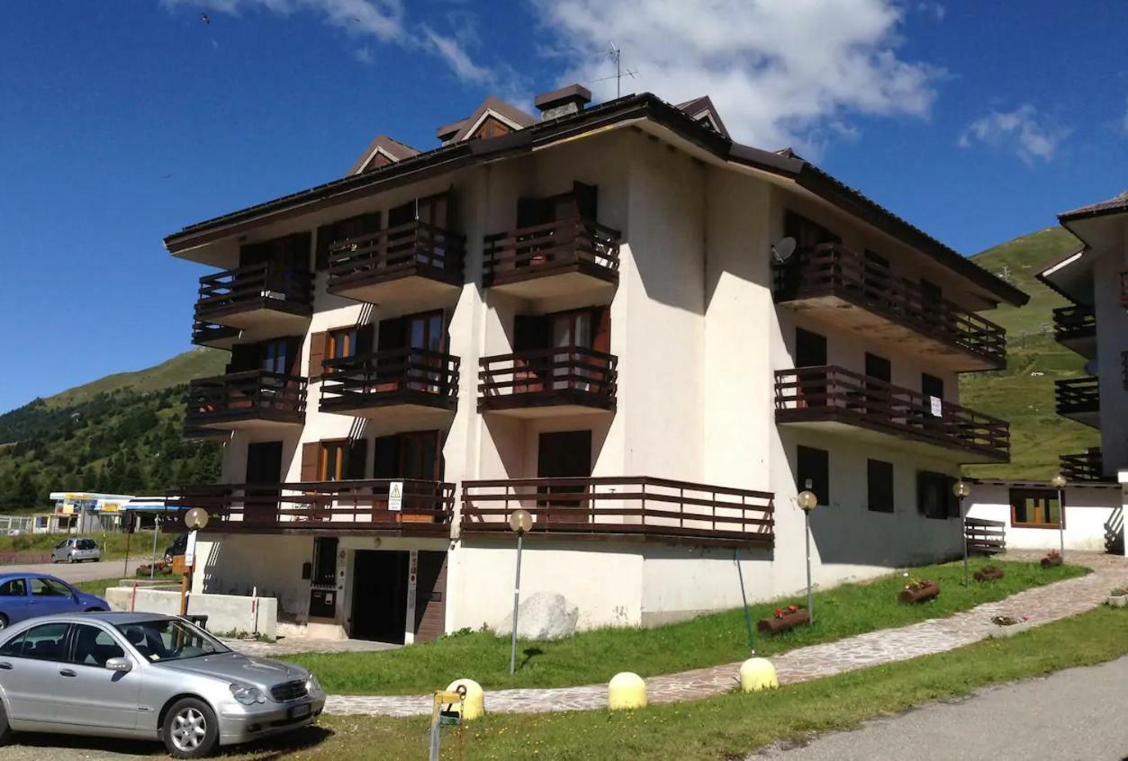 Апартаменти Monolocale A Passo Tonale Пассо-дель-Тонале Екстер'єр фото